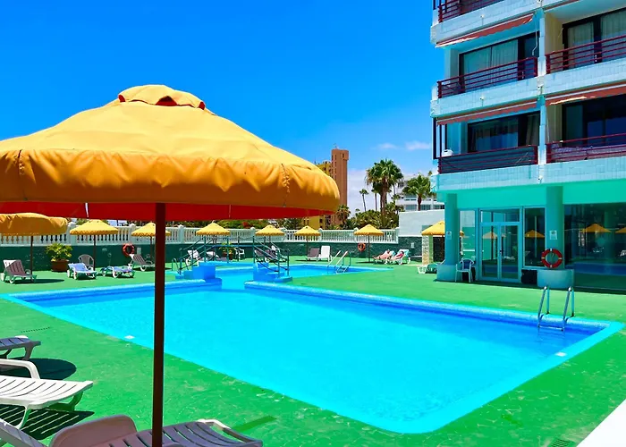 Olympia Sea View Apartament *